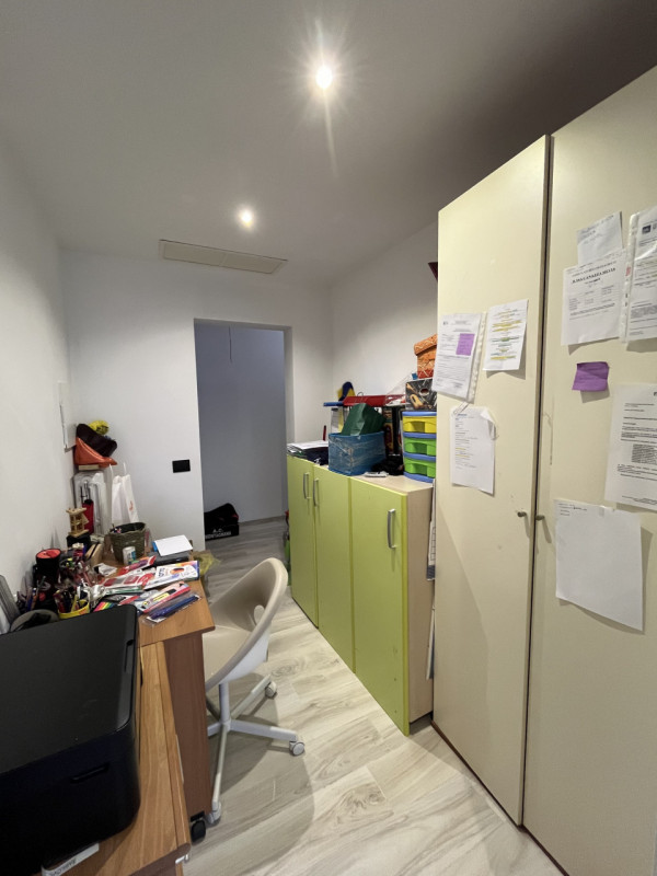 POJANA MAGGIORE: In contesto condominiale di tre unità, porzione abitativa sviluppata su tre live...