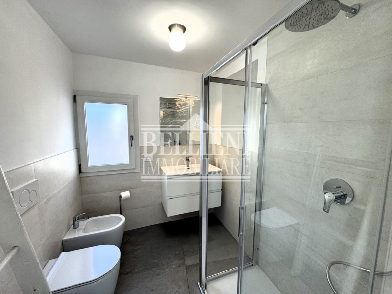 CENTRO STORICO: Appartamento al piano primo appena ristrutturato. L'immobile si compone da soggio...