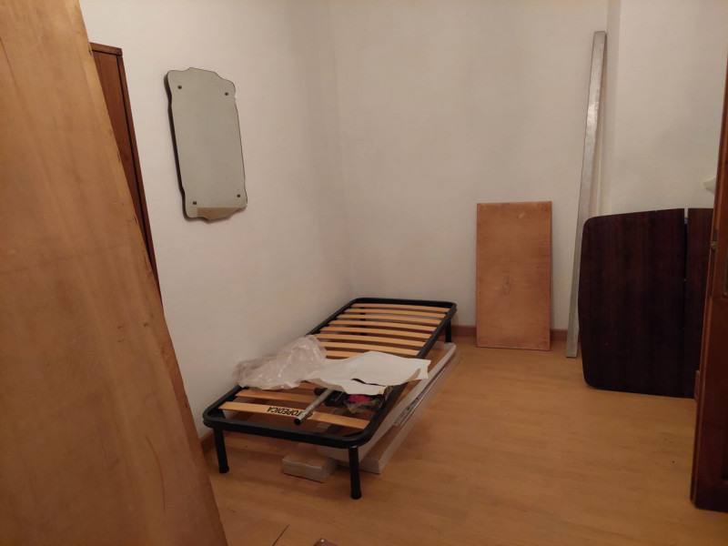 Proponiamo in vendita una graziosa casa a schiera porzione centrale di circa 120 mq situata nella...