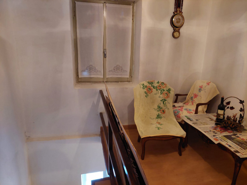 Proponiamo in vendita una graziosa casa a schiera porzione centrale di circa 120 mq situata nella...