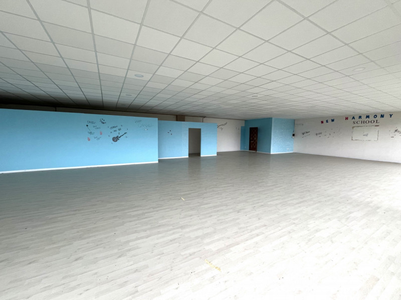 Proponiamo in vendita un capannone situato nel comune di Agugliaro, con una superficie totale di ...