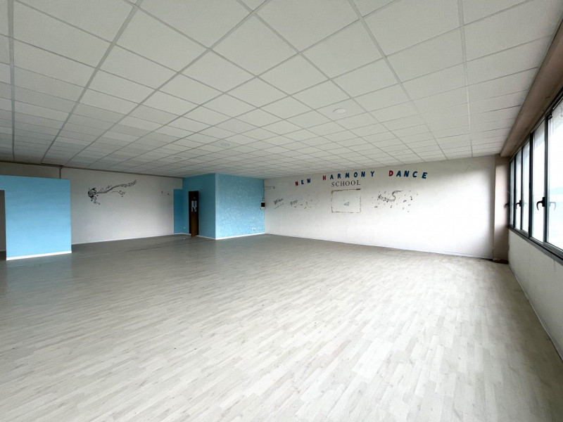 Proponiamo in vendita un capannone situato nel comune di Agugliaro, con una superficie totale di ...