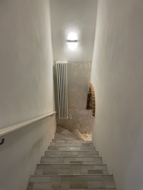 Situata nel centro del comune di Masi, proponiamo una splendida casa a schiera centrale che offre...