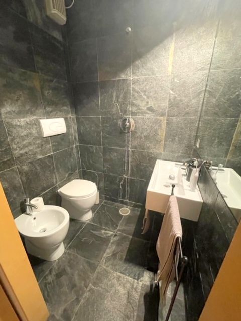 Info e/o appuntamento solo tramite mail sull' offerta di locazione solo se ancora disponibile. tg...