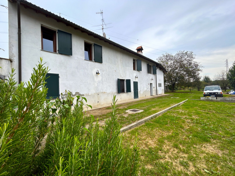 Garlasco Vendita Villa moderna