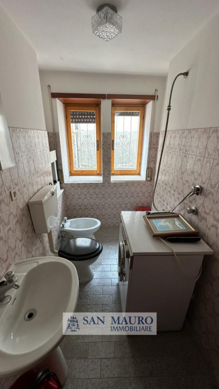 A 15 MINUTI DA VALDAGNO : nelle cornice delle Prealpi Vicentine MINI ARREDATO composto da soggior...