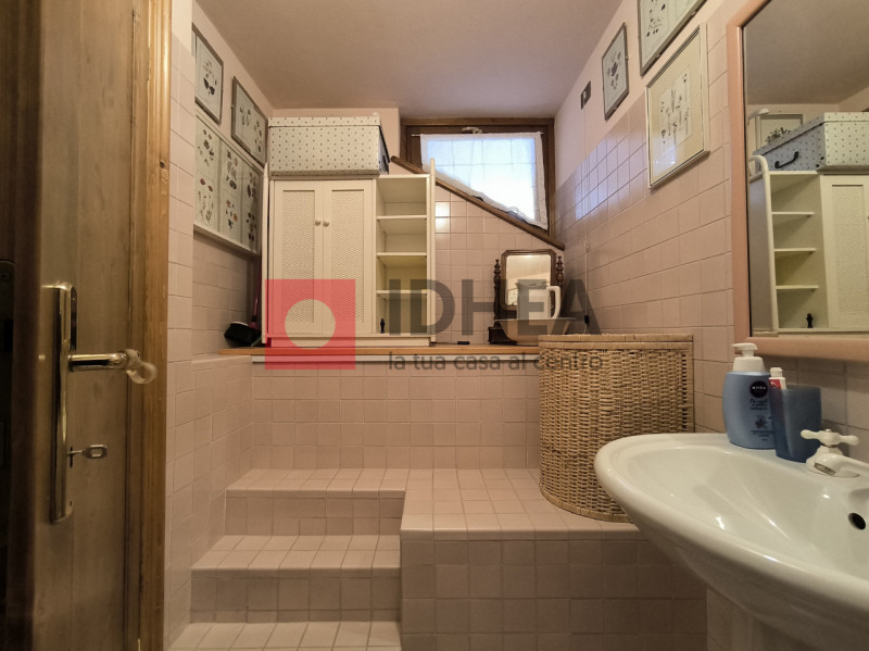 SAN VITO DI CADORE: SERDES

ECCEZIONALE VISTA SUL MONTE ANTELAO.

A soli 600 mt. dal centro di Sa...