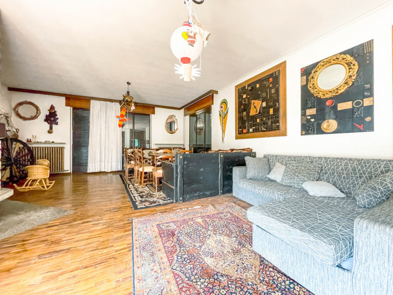 Freistehendes Haus zum Verkauf in Bolzano Novarese, mit Garten.