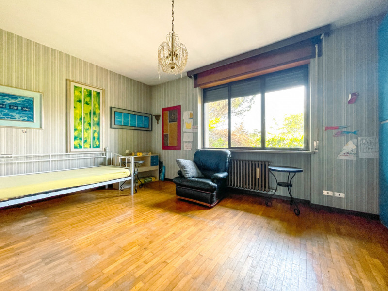 Freistehendes Haus zum Verkauf in Bolzano Novarese, mit Garten.