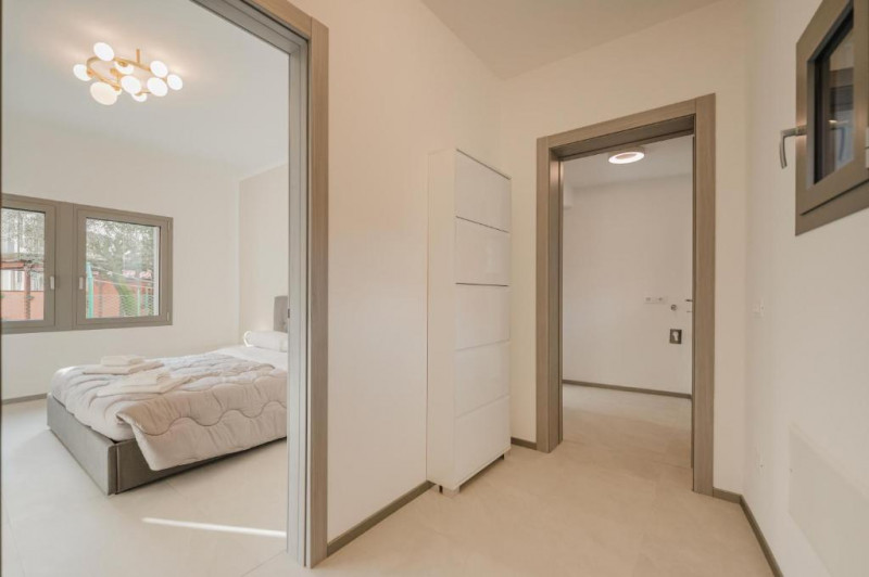 DOLO - CENTRO - RIF. CA2048

Scoprite l'eleganza e il comfort con i nostri due appartamenti trilo...