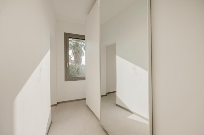 DOLO - CENTRO - RIF. CA2048

Scoprite l'eleganza e il comfort con i nostri due appartamenti trilo...