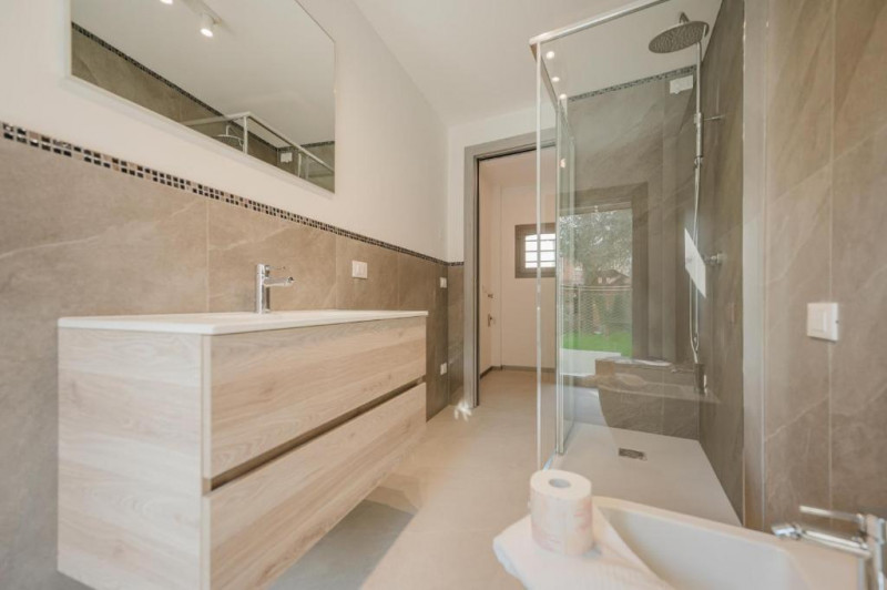 DOLO - CENTRO - RIF. CA2048

Scoprite l'eleganza e il comfort con i nostri due appartamenti trilo...