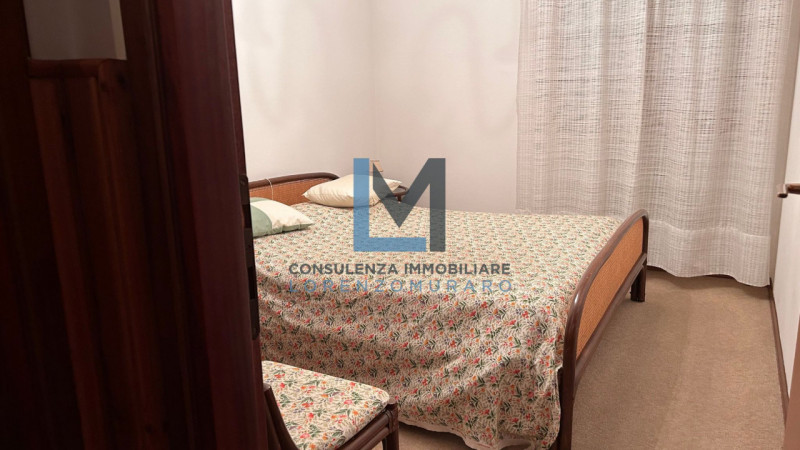 Nel tranquillo contesto residenziale di Piano Arta, nel comune di Arta Terme, proponiamo in vendi...