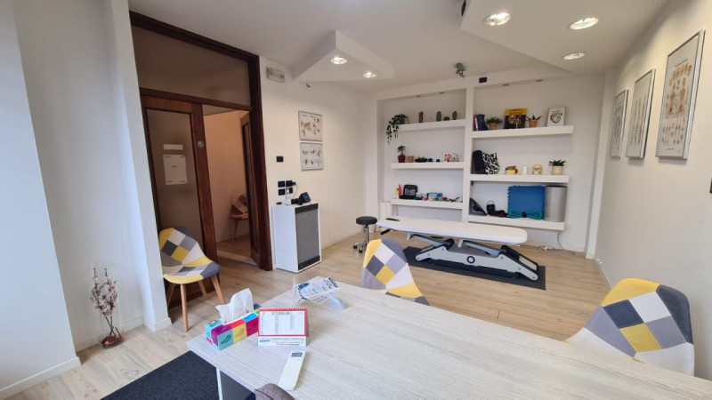 Situato nel cuore di Castelfranco Veneto, in Borgo Treviso,  ufficio al piano terra in una zona d...