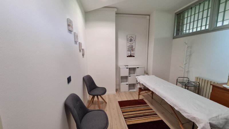 Situato nel cuore di Castelfranco Veneto, in Borgo Treviso,  ufficio al piano terra in una zona d...