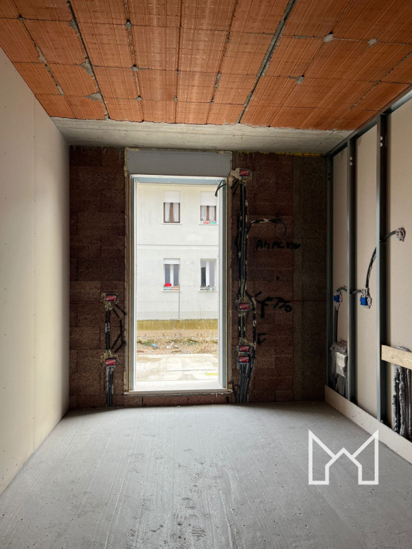 SAN GIACOMO- Inserito in zona comoda a tutti i principali servizi e vicino a Bassano, proponiamo ...