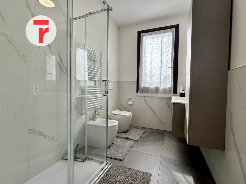 Cadoneghe storica -  Appartamento inserito nel centro di Cadoneghe storica, a pochi passi da scuo...