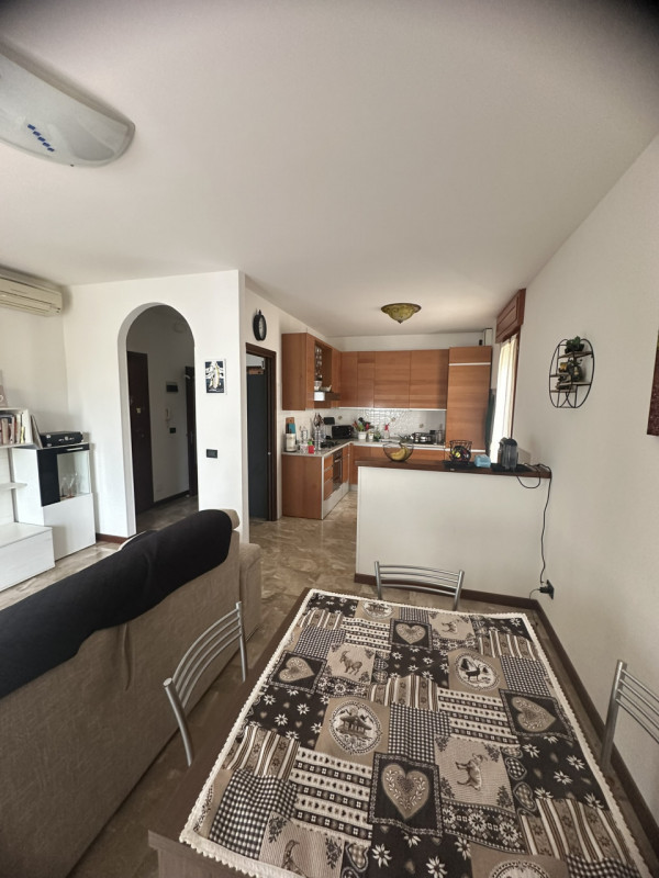 Facciolati affittasi dal 1 Giugno 2026 solo a studenti/specializzandi/tirocinanti referenziatissi...