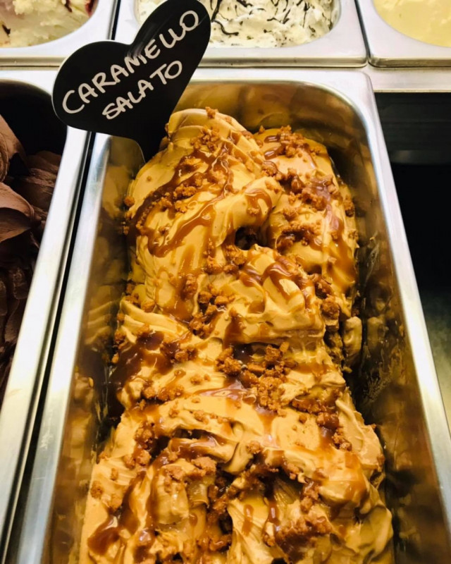 Nel prestigioso centro storico di Vicenza, proponiamo in vendita UN'ATTIVITA' COMMERCIALE UNICA: ...