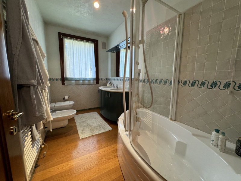 Rif.BC-160 (per info +39 3939878704 Daniel)

A Bassano del Grappa, in una delle zone più esclusiv...