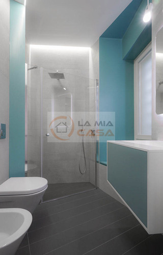 CAMPOLONGO MAGGIORE - in zona centrale abitazione bifamiliare di nuova costruzione corredata di t...