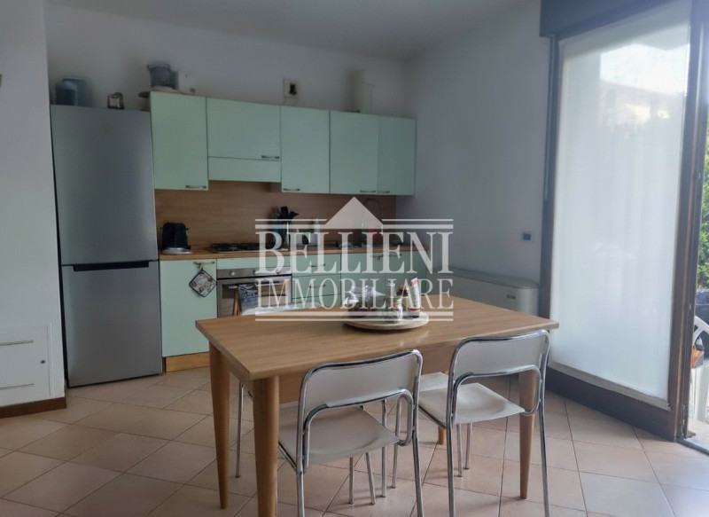 VIALE ASTICHELLO - in contesto residenziale di recente costruzione, proponiamo in locazione un am...