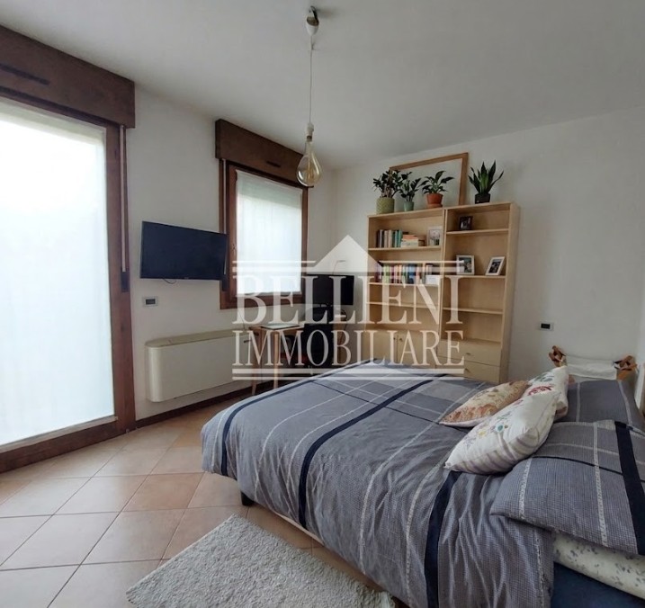 VIALE ASTICHELLO - In un contesto residenziale di recente costruzione, curato e ben abitato, prop...