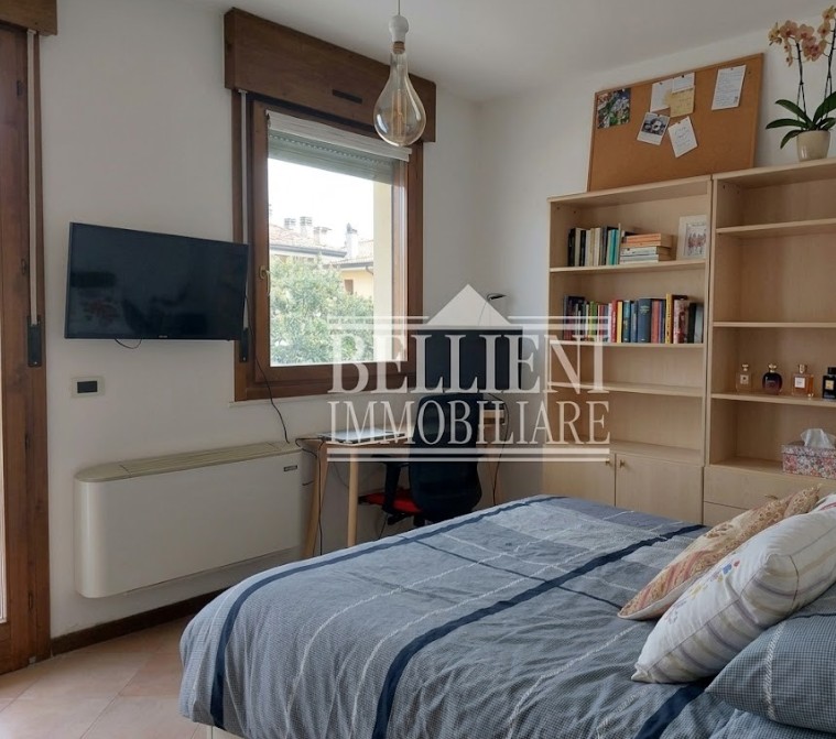 VIALE ASTICHELLO - In un contesto residenziale di recente costruzione, curato e ben abitato, prop...