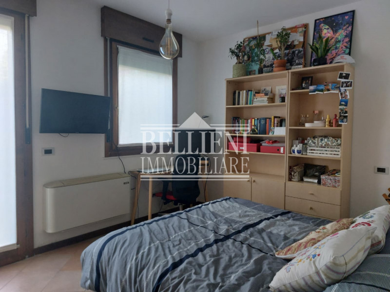 VIALE ASTICHELLO - in contesto residenziale di recente costruzione, proponiamo in locazione un am...