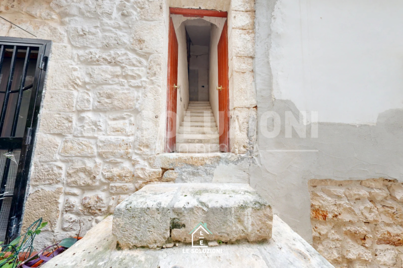 Case, Appartamenti, Ville, Attici, Loft in Vendita a Putignano