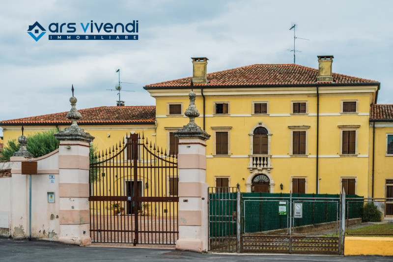 Salizzole Vendita Villa