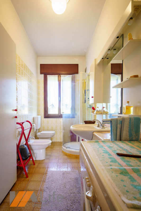 **Porzione di Bifamiliare da Ristrutturare in Vendita a Vicenza – Valletta del Silenzio**

Se sog...