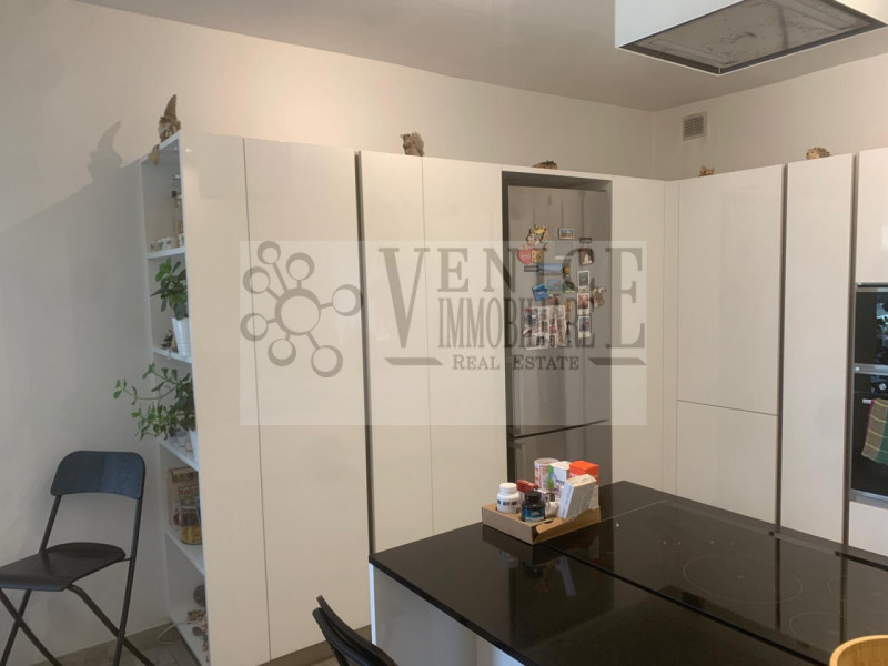 In vendita, nel cuore di Perarolo, proponiamo un'incantevole casa singola terratetto immersa in u...