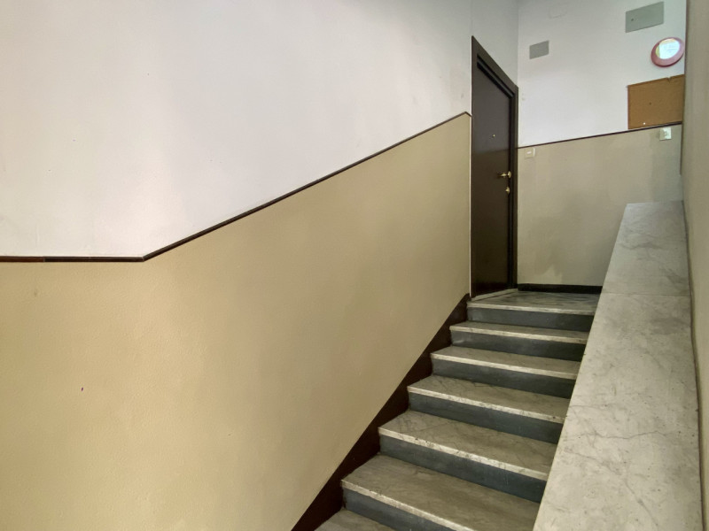 A pochi passi dal cuore di Vicenza, in una zona comoda all'università e principali servizi, propo...