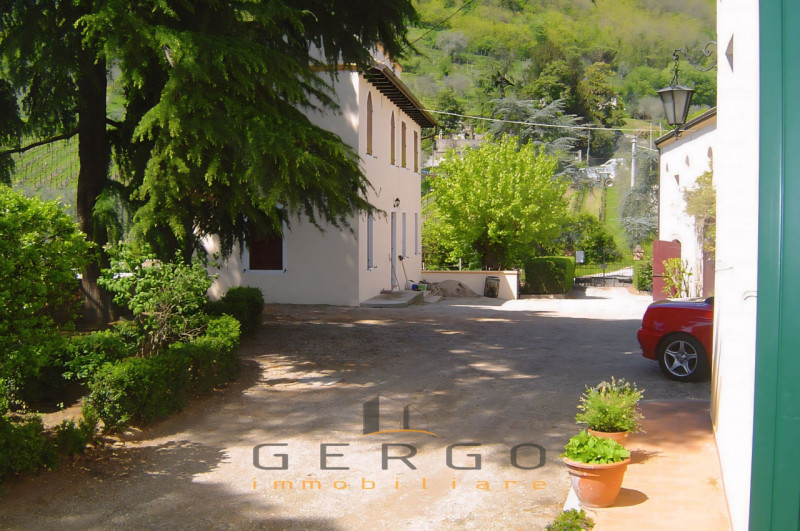 (Per INFO Cristina 3389226442) Proponiamo in vendita casa tipica veneta, costruita alla fine del ...