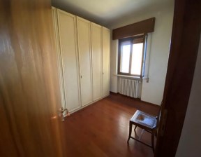 Rif. A.A.02-22

Vendita all'asta - appartamento al 1° piano in data 3 febbraio 2026

Descrizione:...