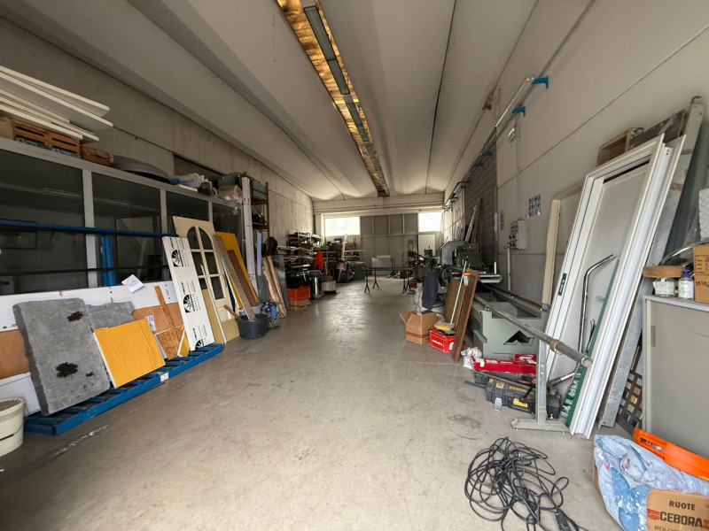 Belfiore Affitto Capannone