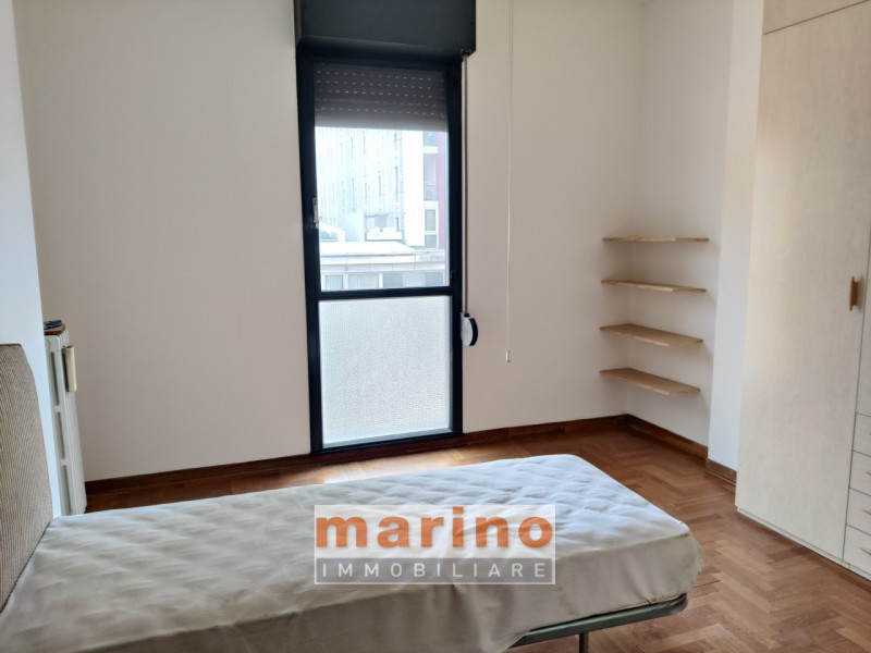 PADOVA CENTRO STORICO PIAZZETTA CONCIAPELLI 
Affittasi appartamento molto luminoso, completamente...