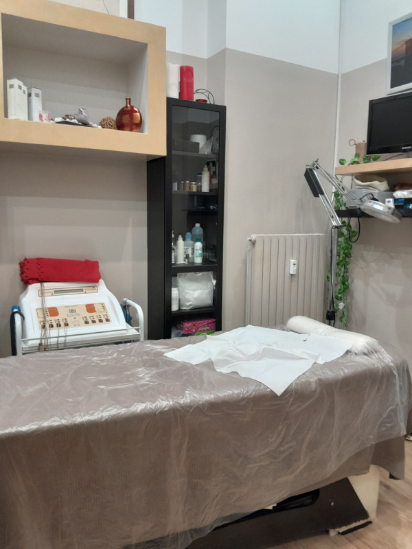 Vendita Estetica/Solarium Torino Torino Prezzo 14000