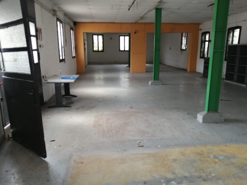 In posizione centrale a Conselve, a pochi passi da tutti i principali servizi, proponiamo intero ...