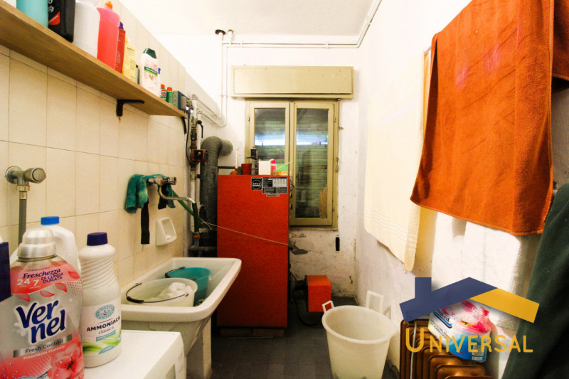 FRATTE – In zona centrale, comoda ai principali servizi del paese quali scuole, negozi, bar e fer...