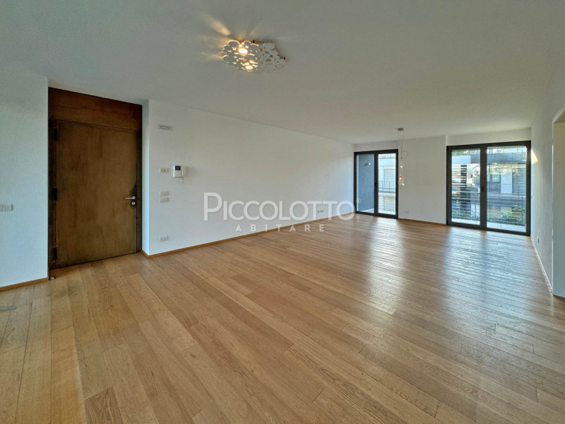 Rif. V5148 B5 - Splendido attico in vendita a Castelfranco Veneto - Borgo Treviso, contesto resid...