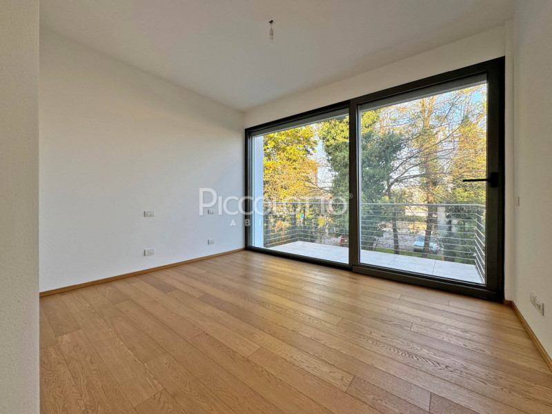 Rif. V5148 B5 - Splendido attico in vendita a Castelfranco Veneto - Borgo Treviso, contesto resid...