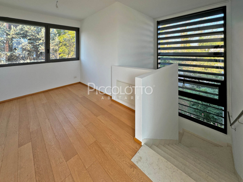 Rif. V5148 B5 - Splendido attico in vendita a Castelfranco Veneto - Borgo Treviso, contesto resid...