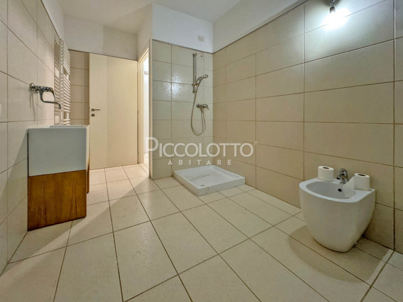 Rif. V5148 B5 - Splendido attico in vendita a Castelfranco Veneto - Borgo Treviso, contesto resid...