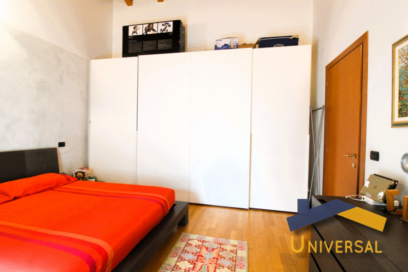 CAMPOSAMPIERO – RUSTEGA – All’ interno di tranquillo quartiere residenziale, che assicura tranqui...