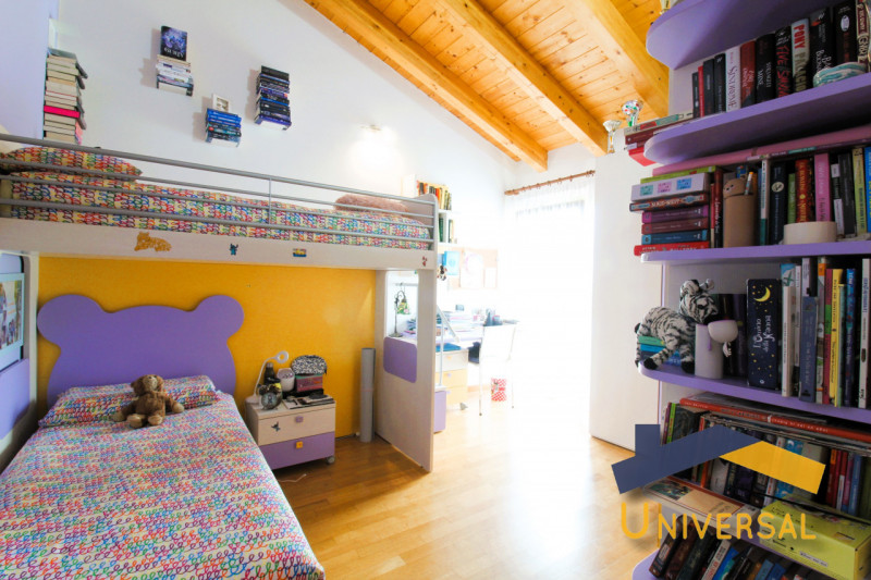 CAMPOSAMPIERO – RUSTEGA – All’ interno di tranquillo quartiere residenziale, che assicura tranqui...