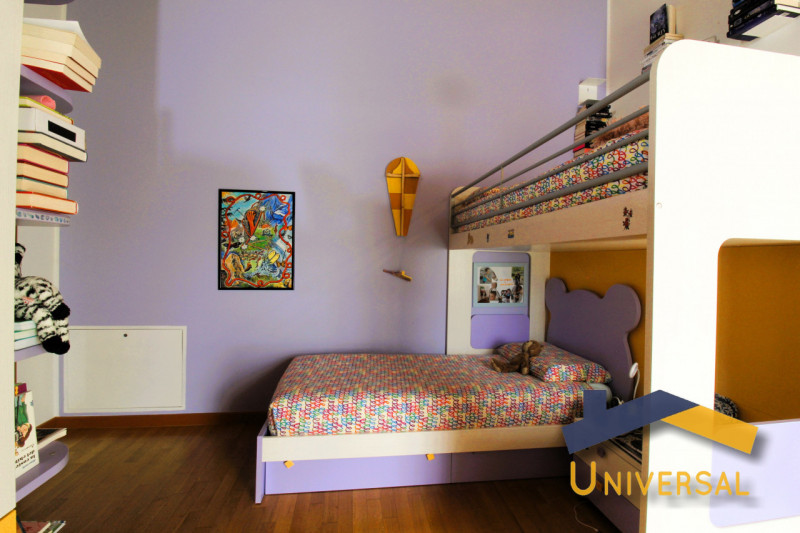 CAMPOSAMPIERO – RUSTEGA – All’ interno di tranquillo quartiere residenziale, che assicura tranqui...