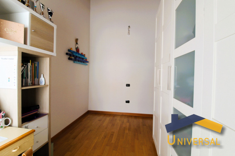 CAMPOSAMPIERO – RUSTEGA – All’ interno di tranquillo quartiere residenziale, che assicura tranqui...