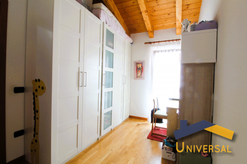 CAMPOSAMPIERO – RUSTEGA – All’ interno di tranquillo quartiere residenziale, che assicura tranqui...